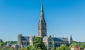 Salisbury The Best in Natural Stone, Jewelry, and Ceramics