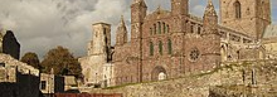 St Davids The Best in Natural Stone, Jewelry, and Ceramics