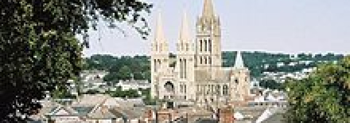 Truro The Best in Natural Stone, Jewelry, and Ceramics