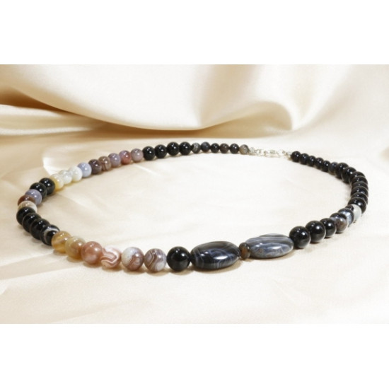 Mixed Agate Necklace / Black Agate and Botswana Agate