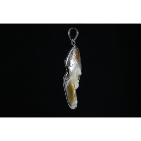 Baroque Pearl Silver Pendant / Untreated Natural Pearl
